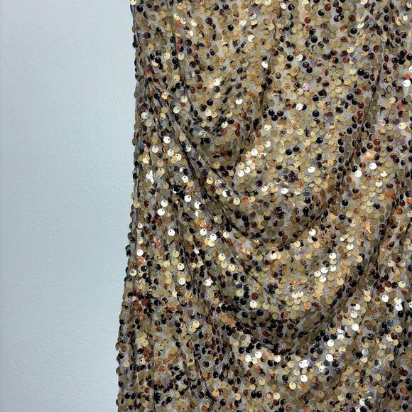 David Meister Gold Sequin Evening Gown Size 4 | Style Z00Y7885 - Picture 9 of 15